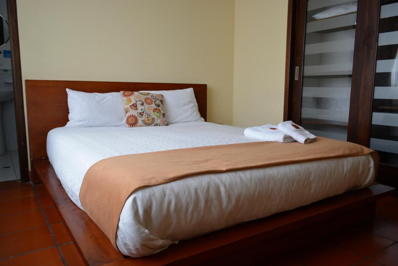 Hotel Casa Kolping Quito Exterior foto